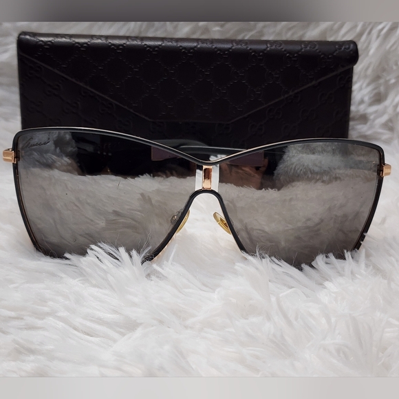 Gucci Millionaire Sunglasses - Picture 2 of 8